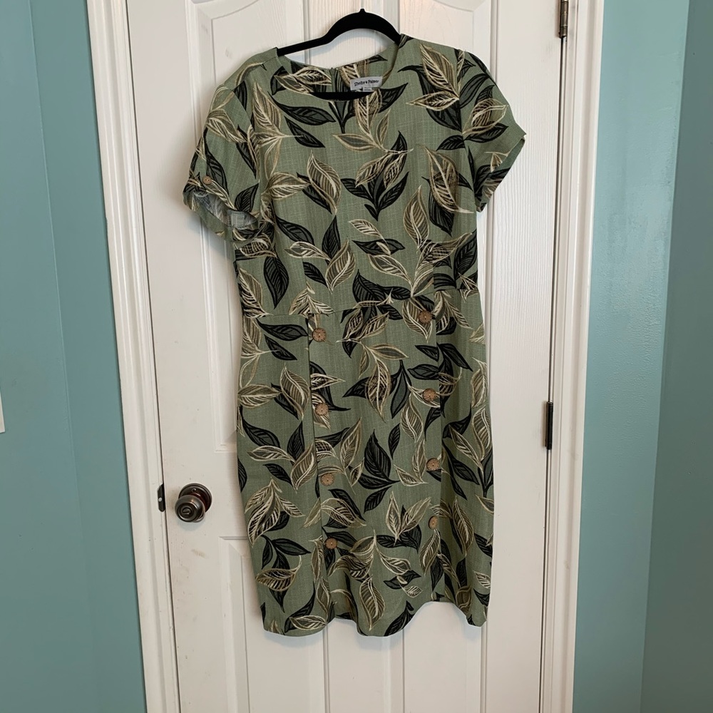 Green Leaf Pattern Dress